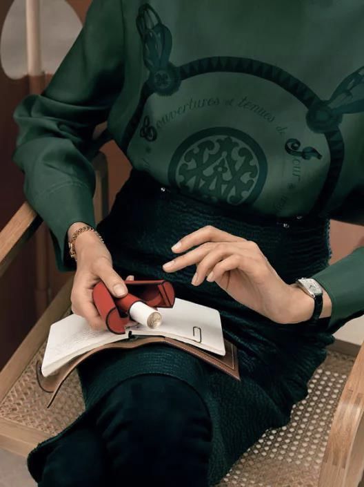 爱马仕橙自动口红,爱马仕口红功能