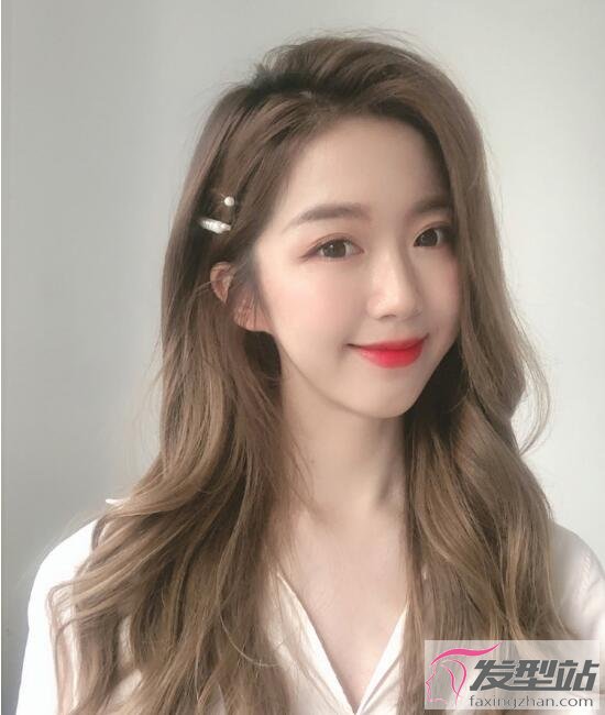 长发怎么扎简单又仙女20岁,长发怎么扎长发带卡子好看