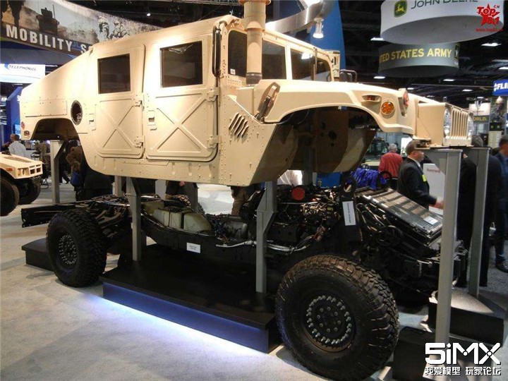 送给我的90046的十一礼物1/10防弹悍马-不服来撞！