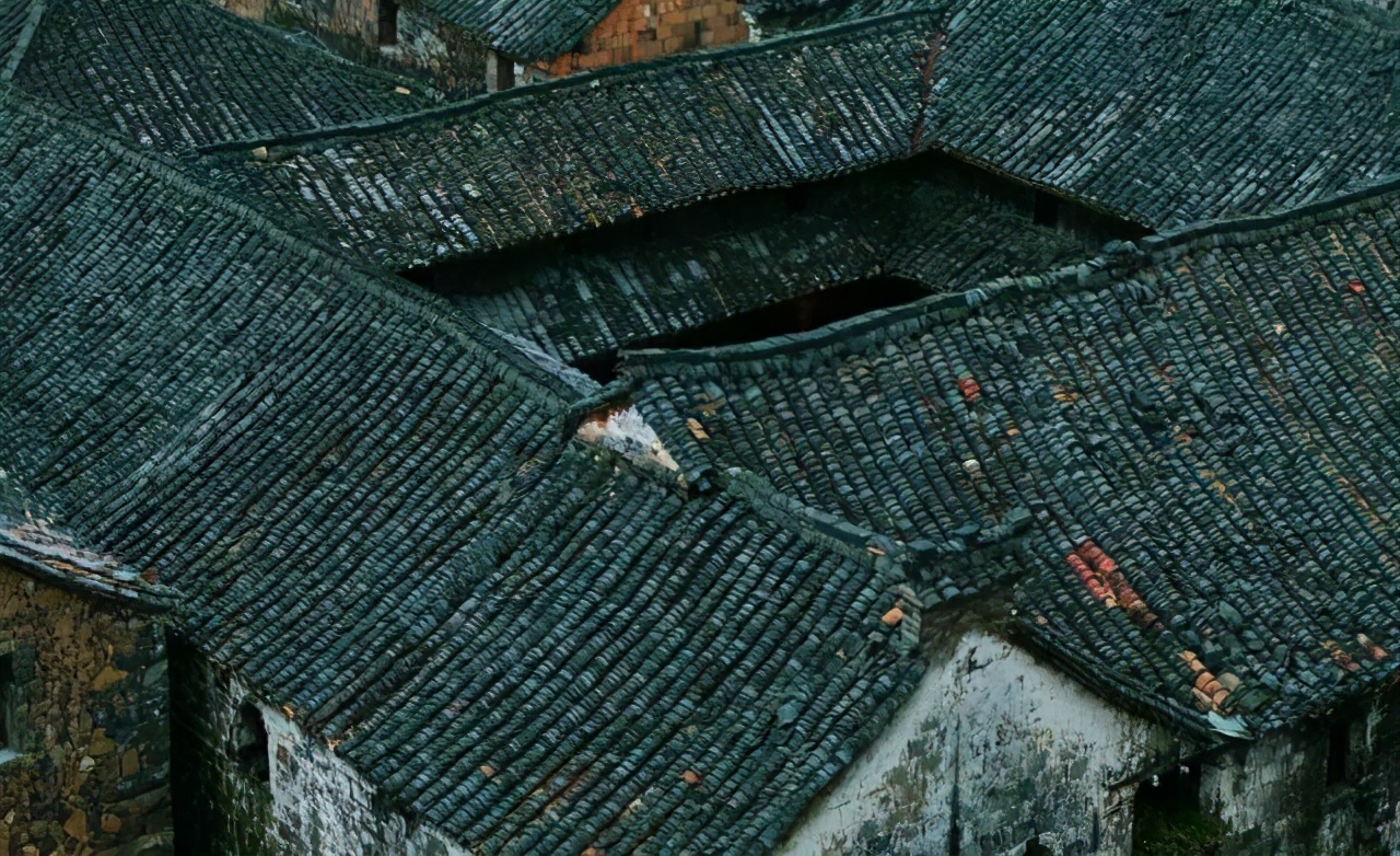 还没想好国庆去哪？自驾2.5小时，在秋日里泡温泉吃美食