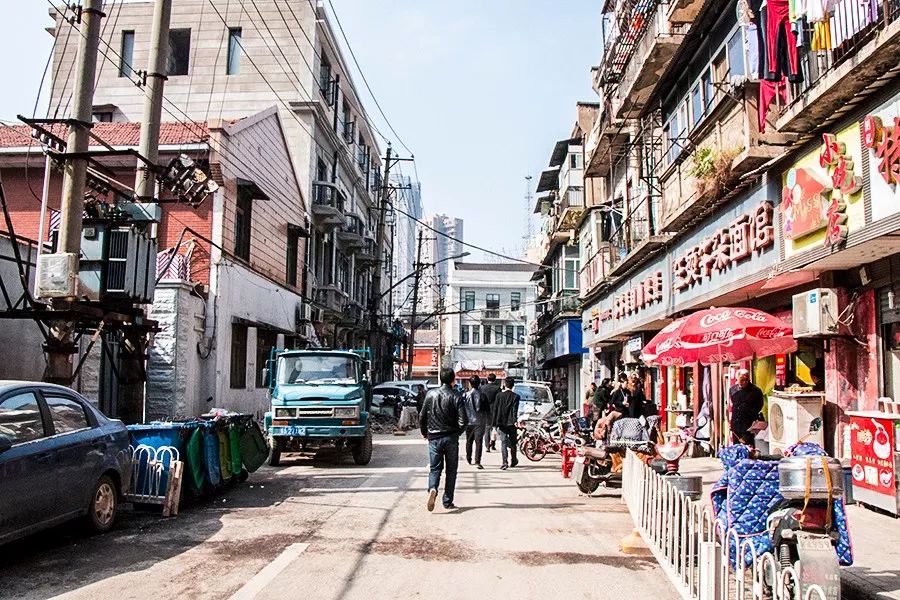 武汉的28条特色美食街,武汉美食街排名前十的地方