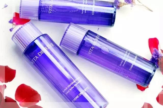 日本护肤品和国产护肤品区别，用了一个月，皮肤对比差距太明显