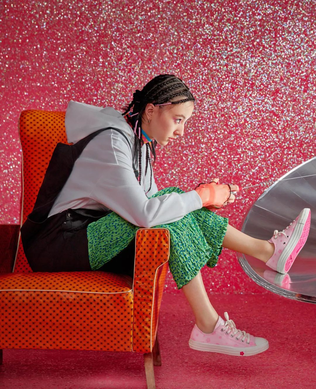 今年流行的帆布鞋宽头,今年流行的帆布鞋花纹