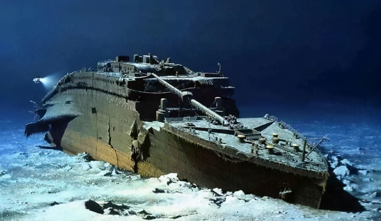 自然奇观水下世界,水下世界非常神秘而美丽