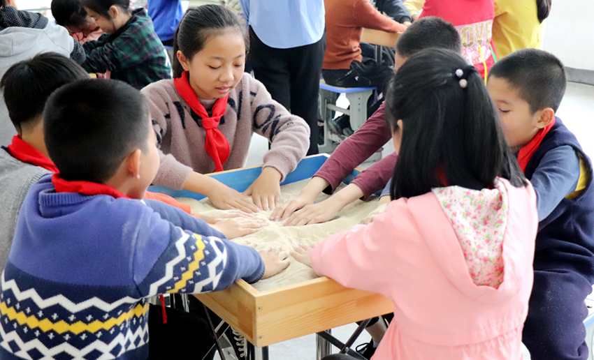 中大互联——“心希望”沙盘进百校之普宁仕林小学