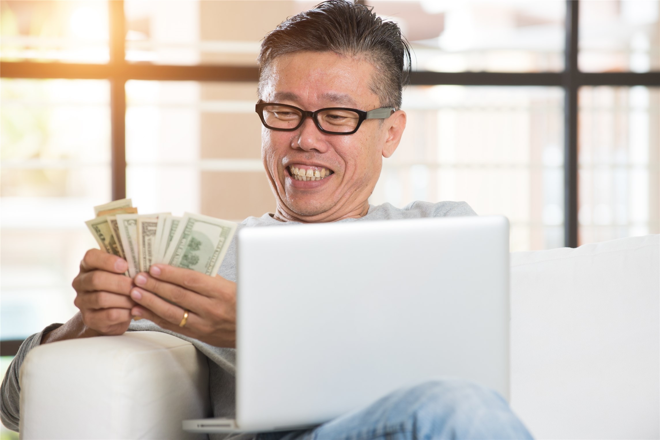 不交补充养老金可以领取养老金吗,儿子不交社保老人还能领养老金吗