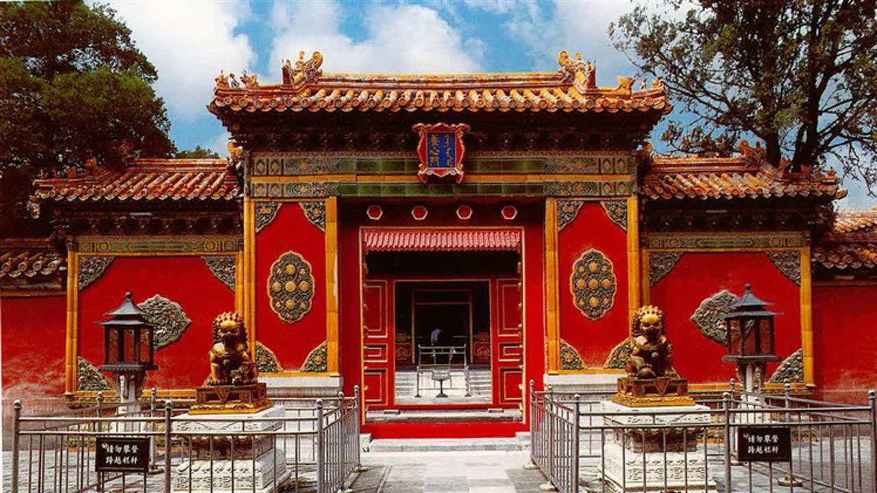 谁敢在故宫“上房揭瓦”？30年练成飞檐走壁，也只有这群大神了