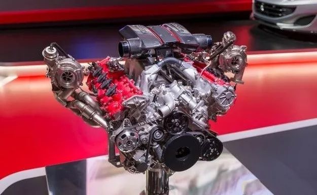 比*博兰**基尼大牛还贵法拉利！搭载3.9TV8发动机，最大马力1000匹