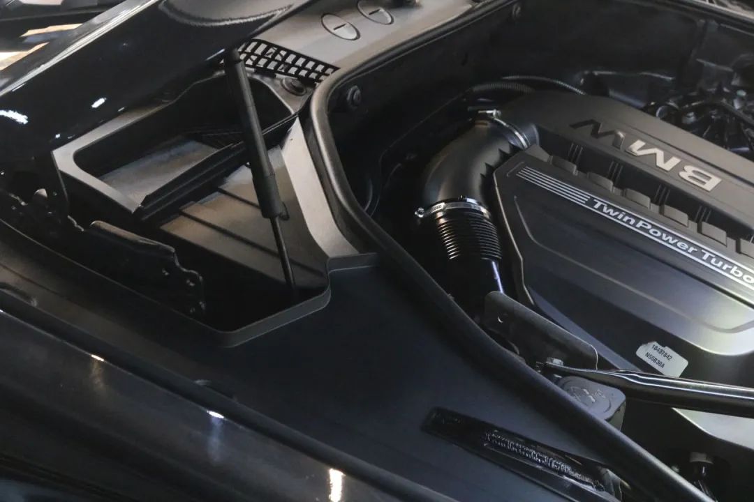 怪兽修车:翻新一辆11年破烂不堪的宝马GT,车况不忍直视