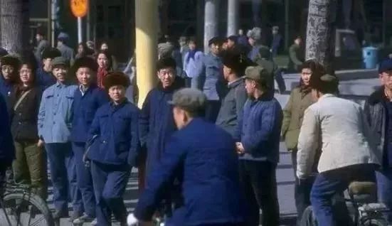 广西梧州1997年身份证,身份证是1999年的照片