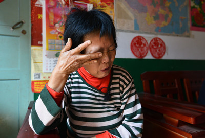 孩子不肯吸母乳怎么纠正,孩子不吸母乳母乳越来越少怎么办