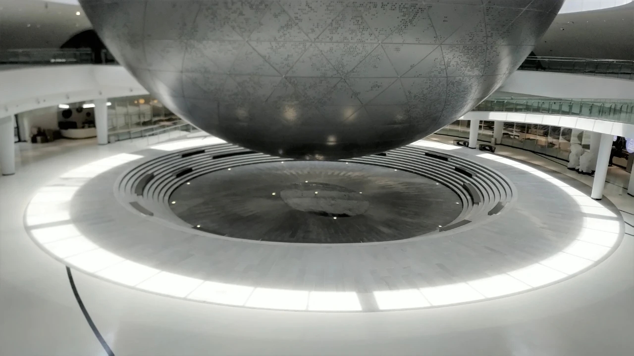 如何亲眼看地球真的在转？无需去太空，全球最大上海天文馆就可以