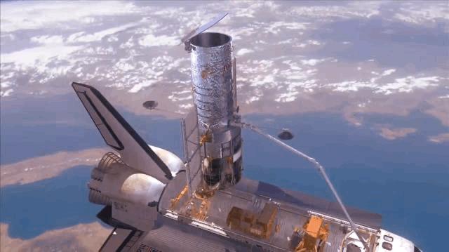 哈勃太空望远镜拍摄的震撼瞬间,哈勃对宇宙深空拍十几张照片