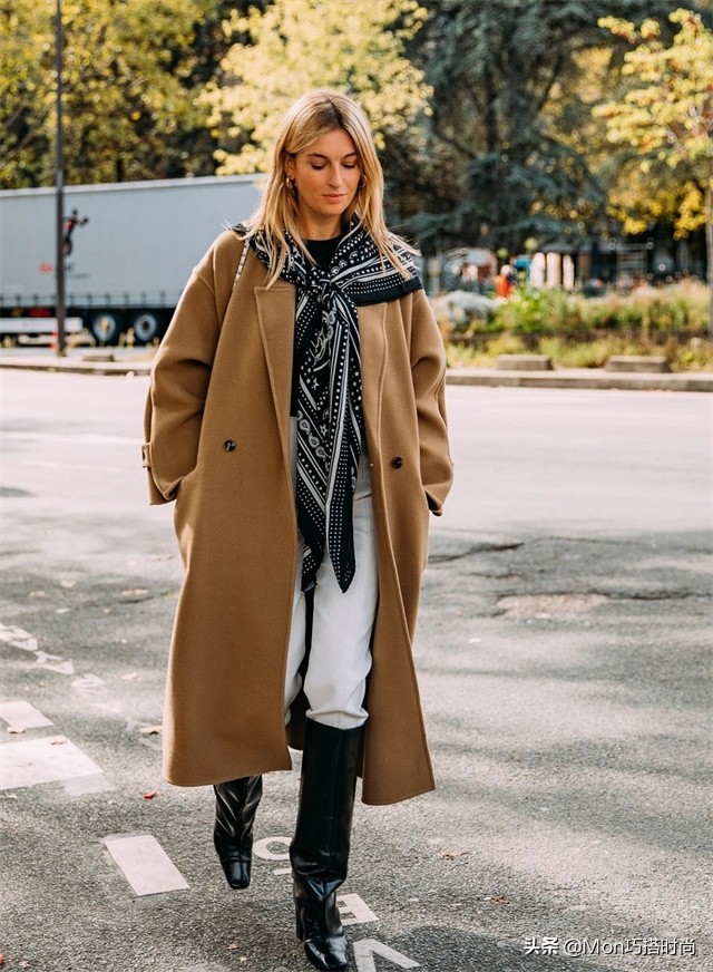 穿靴子搭配风衣简直是太时尚了,穿大衣不要穿这三种鞋子