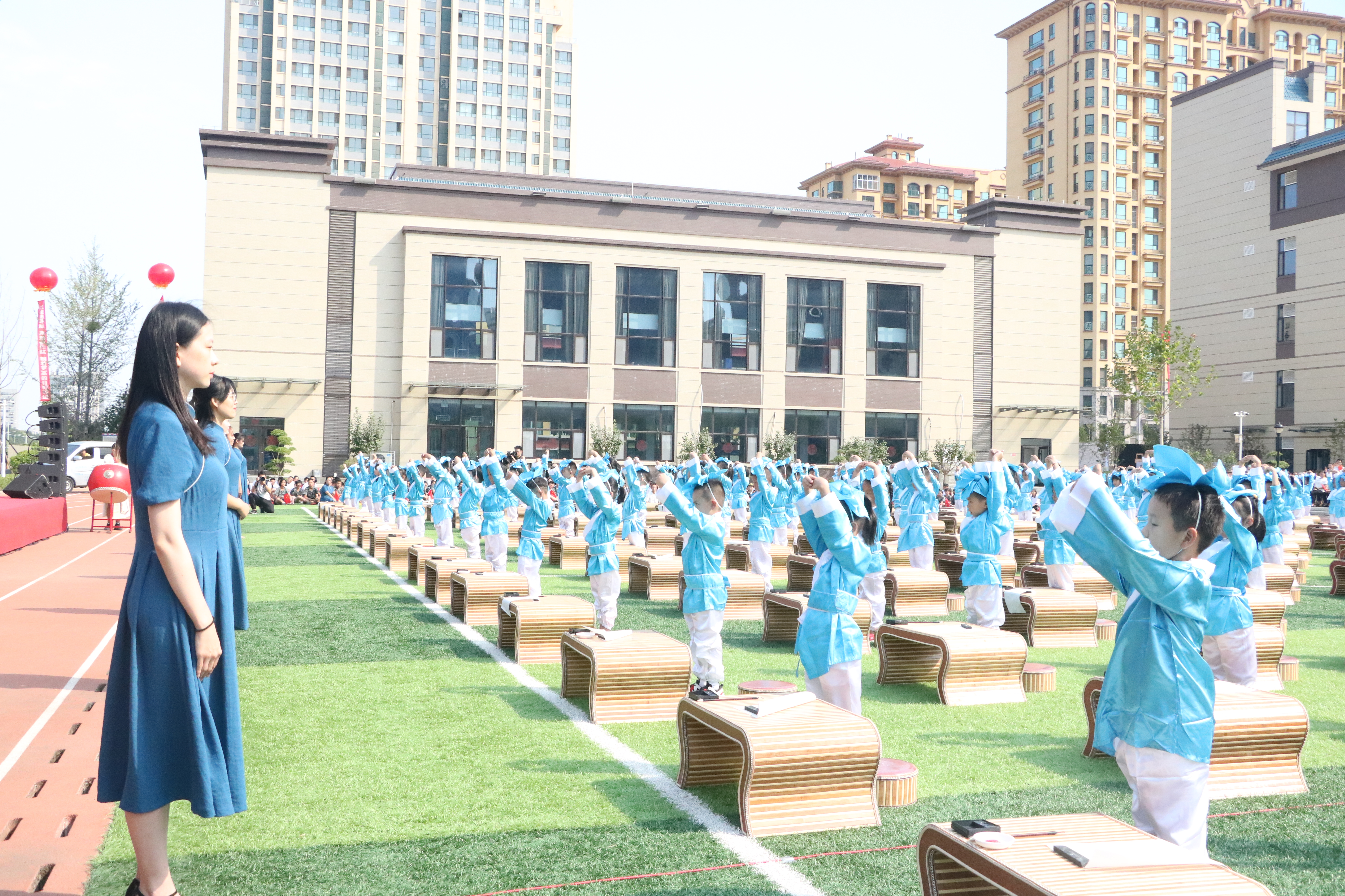 家国情、文明行、根脉传!潍坊高新金马公学举办不一样的开学典礼