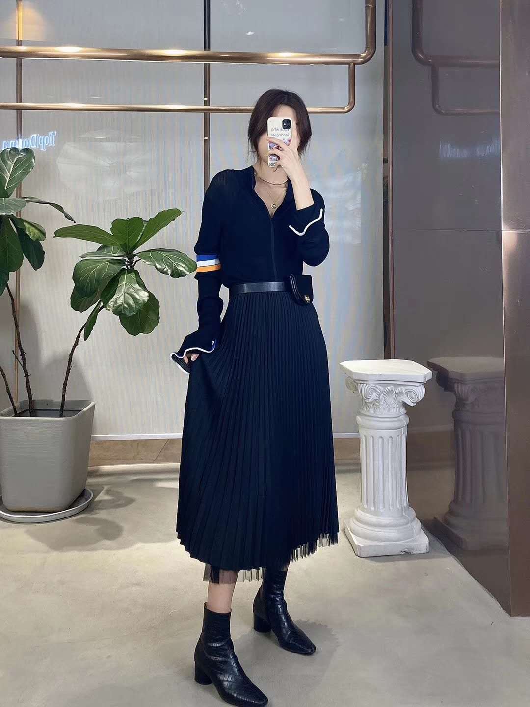 深圳南油金晖原创高端女装直播,深圳南油金晖原创女装价格