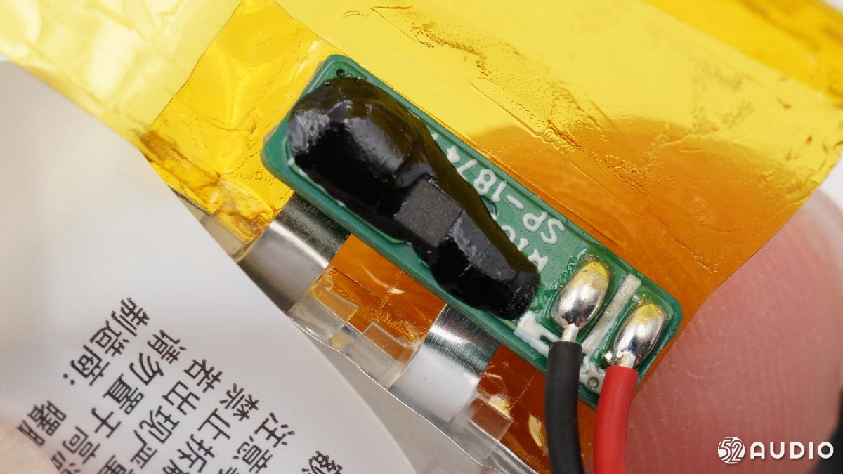 对标苹果耳机airpods三代,airpods2和索尼降噪豆怎么选