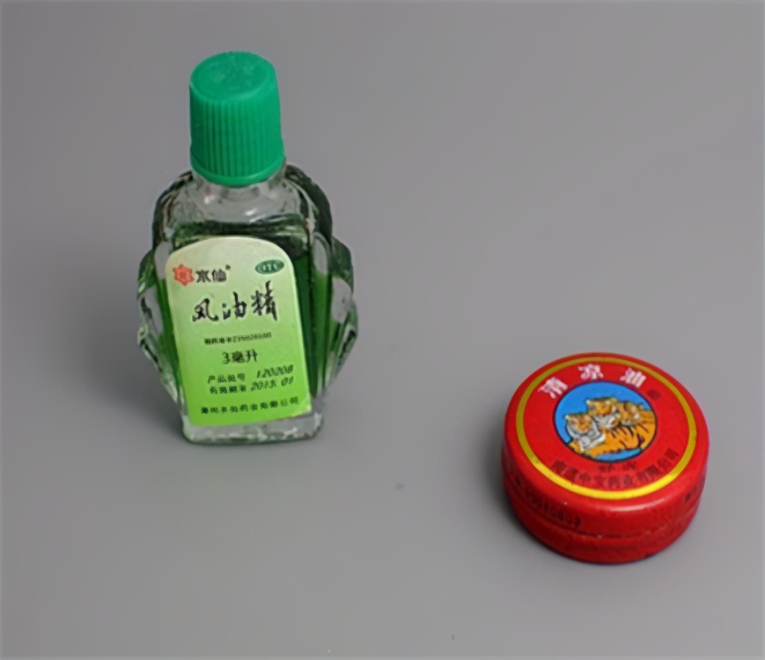 风油精滴肚脐下2寸有什么作用,风油精放在肚脐里有什么效果