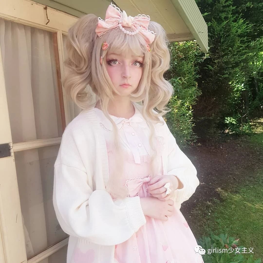 Lolita协会会长美沙子教你做“痛lo”？地球人混搭Lo装推荐