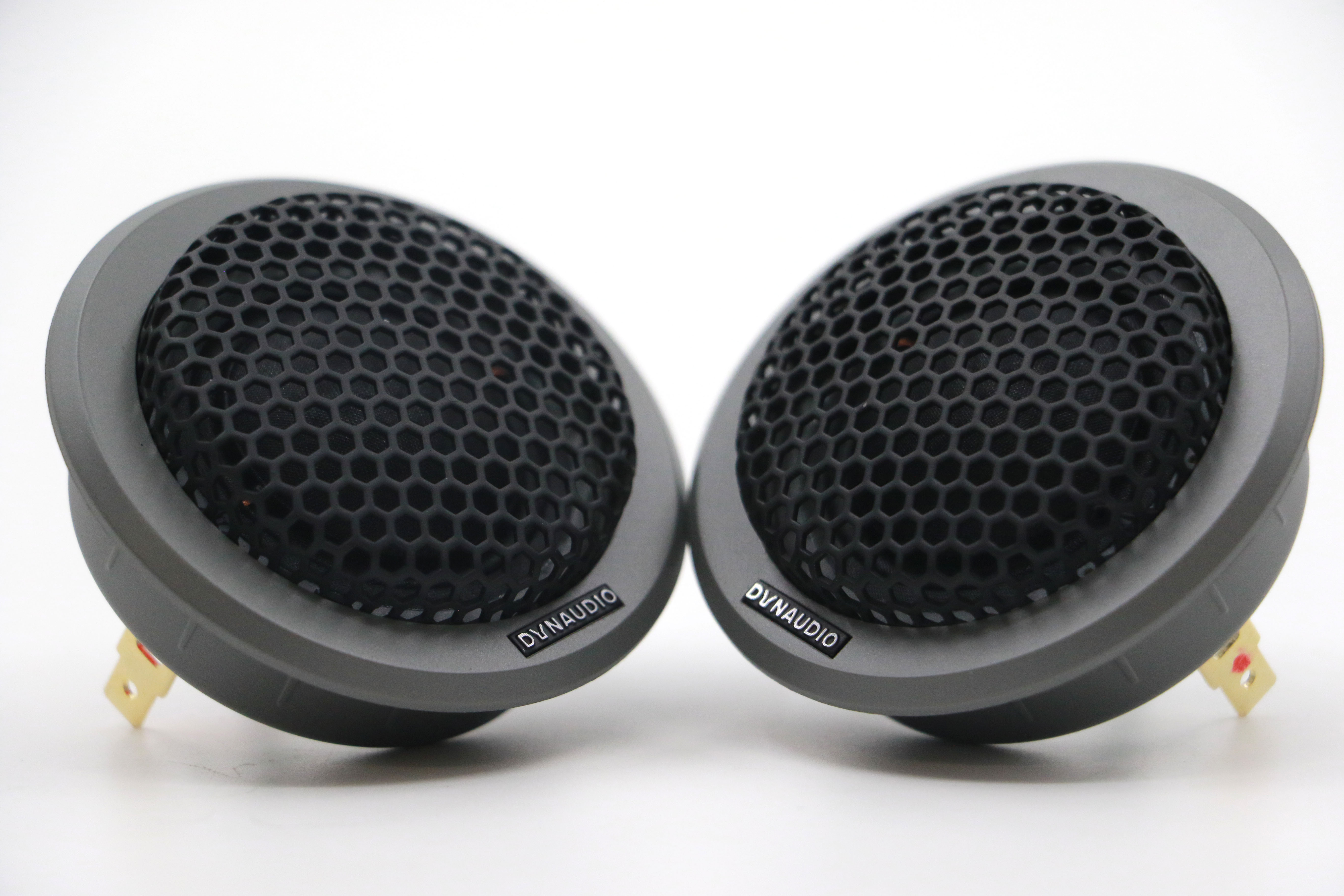 丹拿232与丹拿236(40周年)对比鑫航音响改装带你了解它们的区别