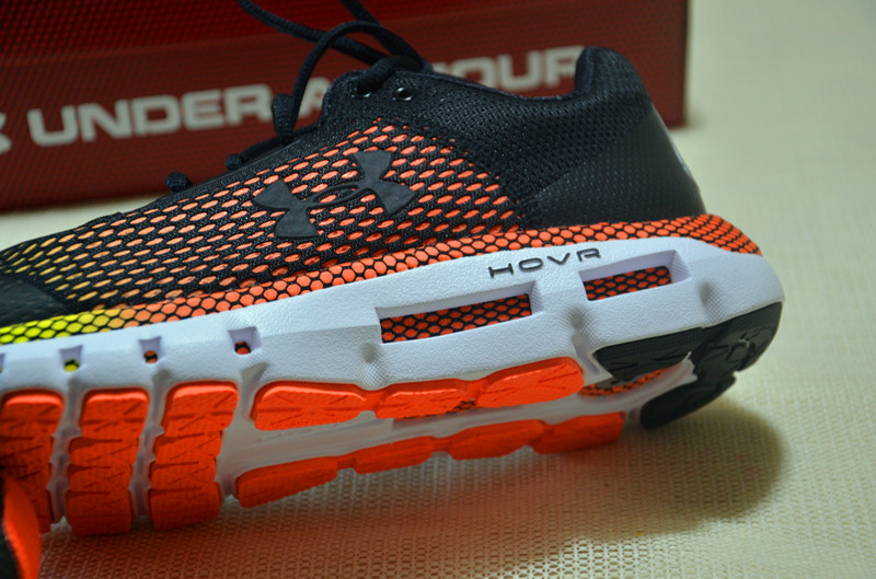 安德玛跑步鞋hovr5,安德玛hovrinfinite4跑步鞋