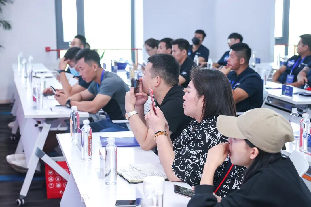 瀹夊叏绗竴涓氱哗涓虹帇,涓浗鍑忚偉璁粌钀ユ寫鎴樿禌