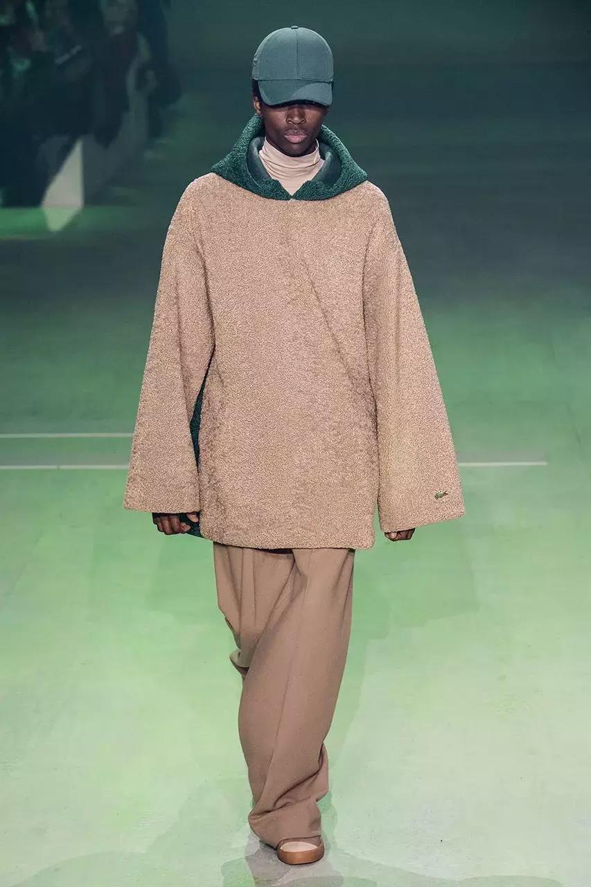 lacostepolo衫哪个颜色好,lacostepolo衫穿搭