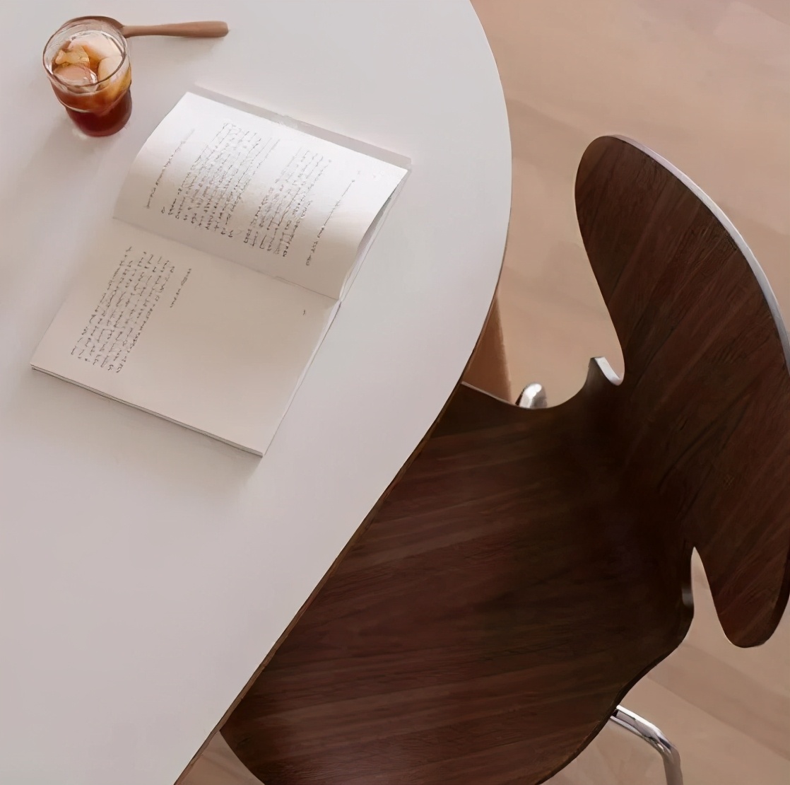 韩国主妇治愈生活,韩国主妇带着婴儿做家务