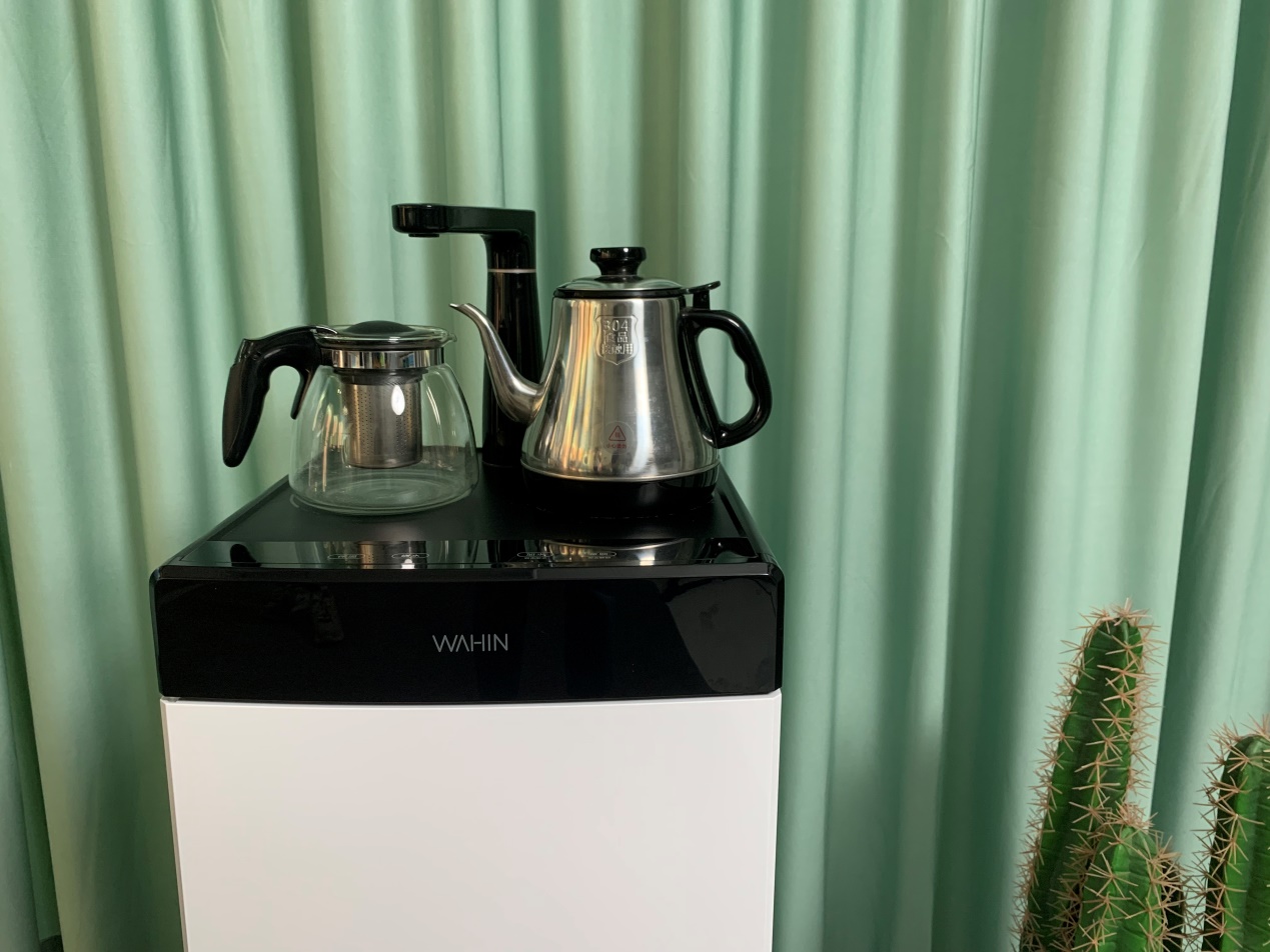 饮水机茶吧机的利与弊,饮水机和茶吧机哪个更实用更方便