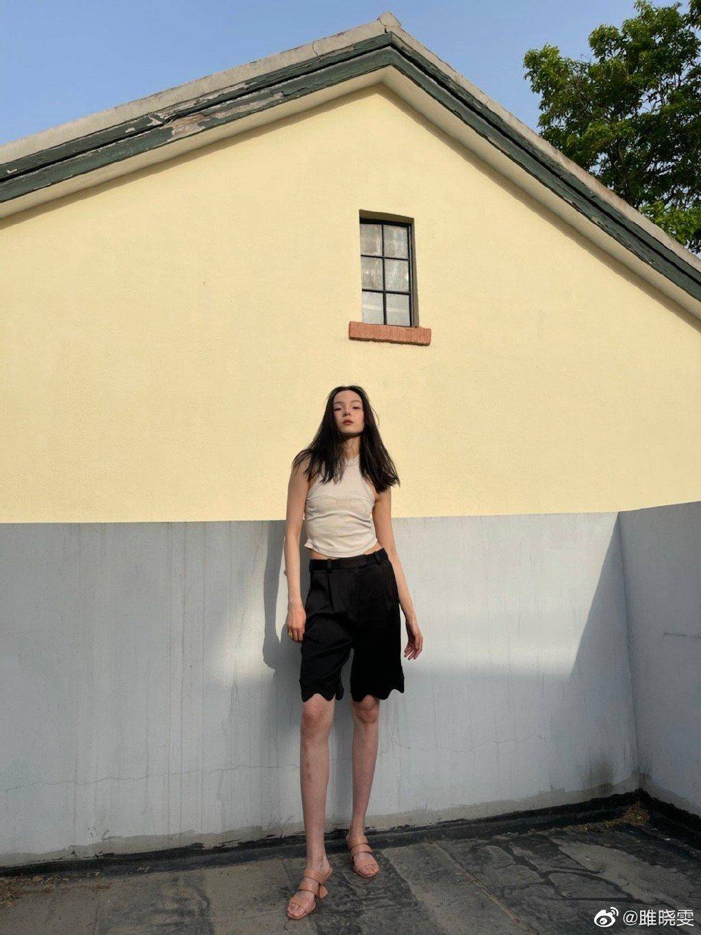 方脸女生是不是很难看,方脸太高级了