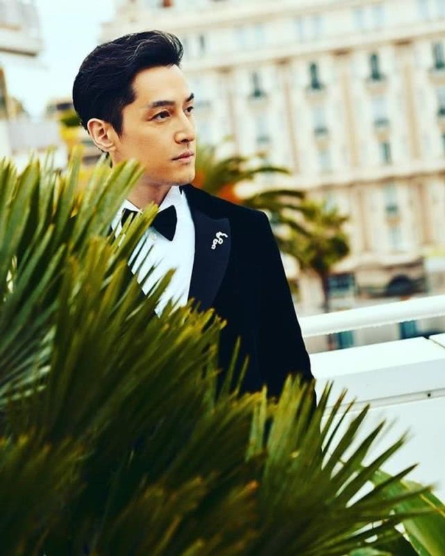 贝克汉姆同款发泥,用发泥做贝克汉姆发型