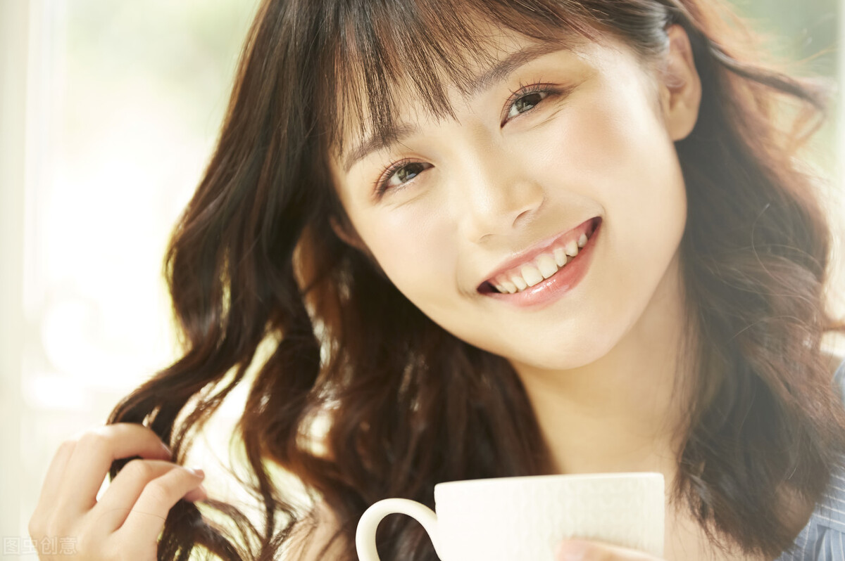 虽然已经结婚但还是想念小时候,虽然结婚了但是还是怀念娘家