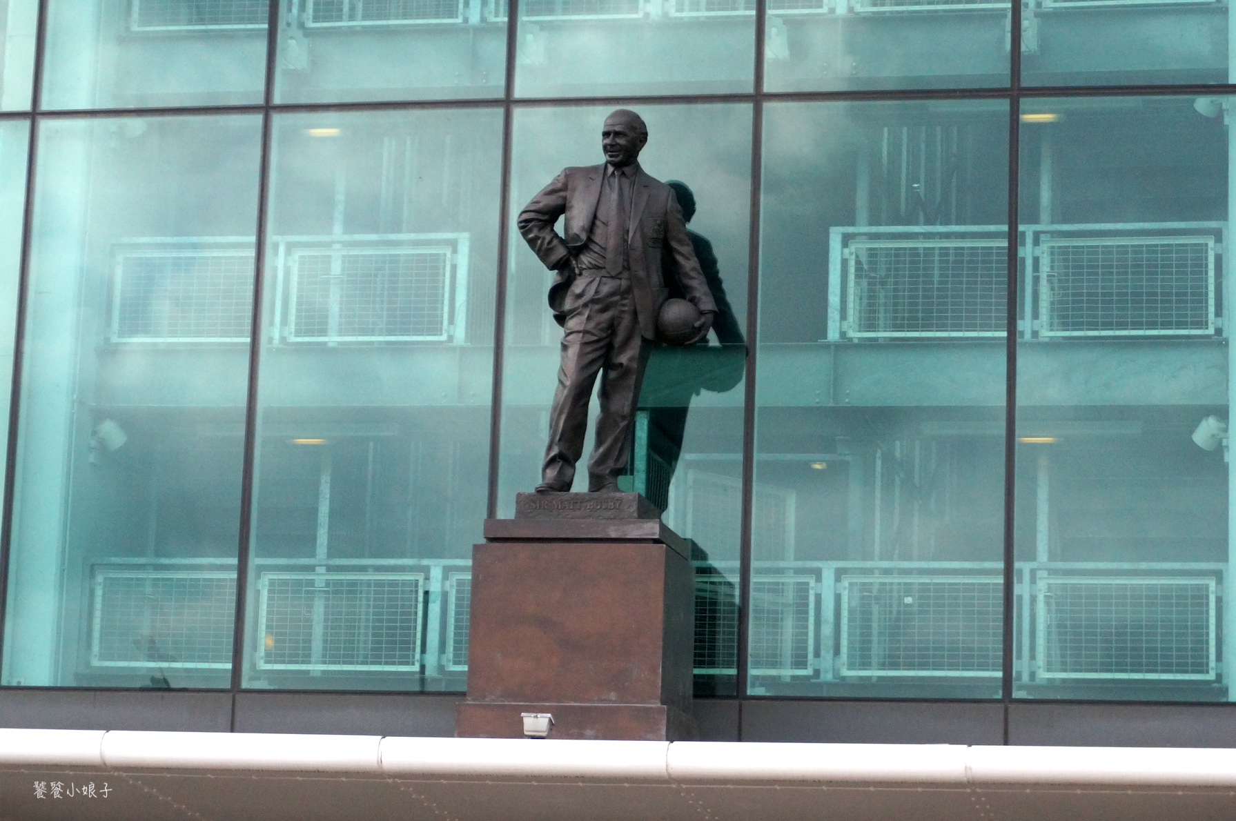 c罗重返曼联穿几号球衣,探秘更衣室