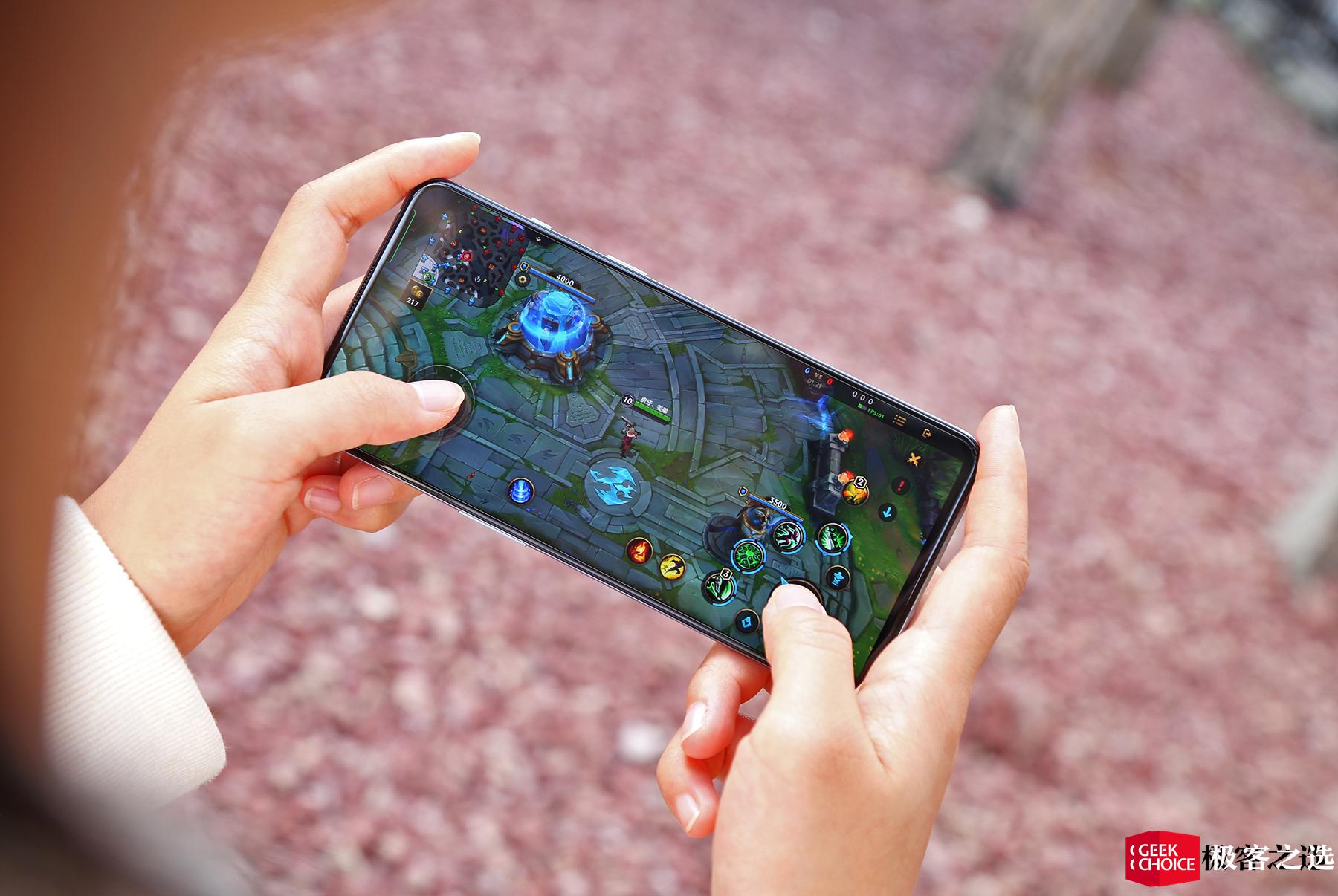 一加9RT体验:用上全新E4直屏和ColorOS12,直屏*党**的新选择?