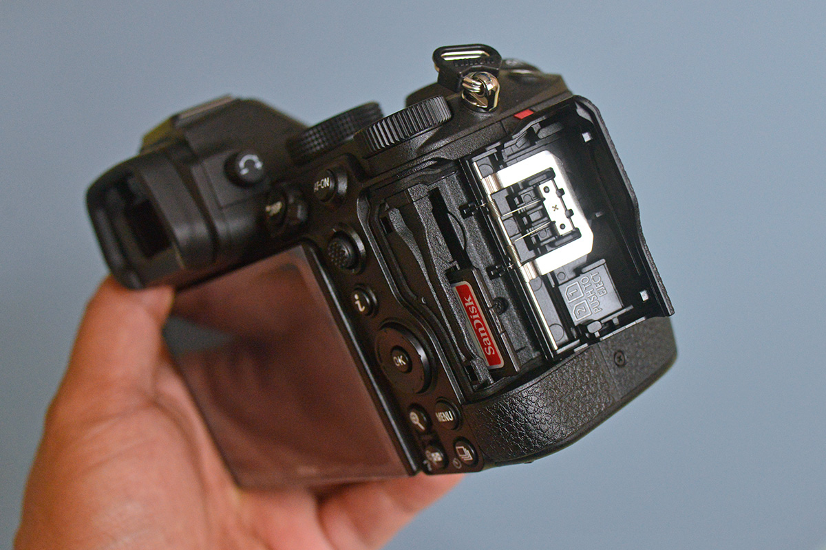 尼康全幅微单z5套机,尼康全画幅微单套机报价