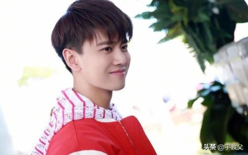 水瓶男的爱为什么总是那么平淡,水瓶男爱得疯狂