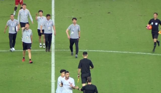 黄健翔说足球赢一场关键胜利,黄健翔赛后字字珠玑