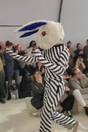 时装周卖衣服,米兰时装周爆火