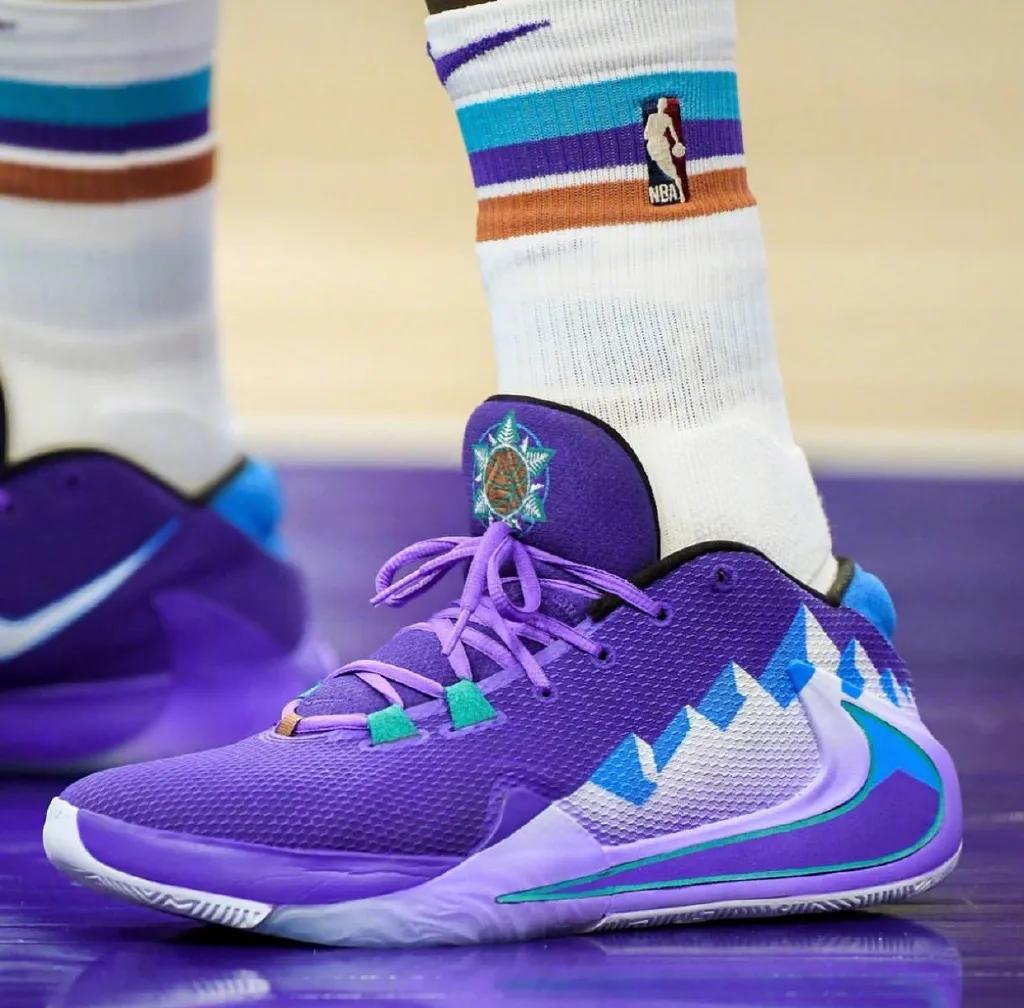 nba球星球鞋每日上脚adidas,今日nba球星上脚球鞋一览2019