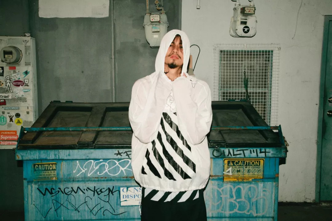 鲸潮丨年轻人不买潮牌，和咸鱼有什么区别？