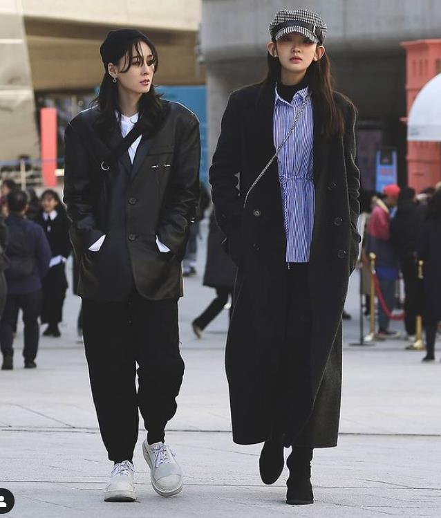 很火的韩国小姐姐穿搭,韩国小姐姐秋冬时尚穿搭