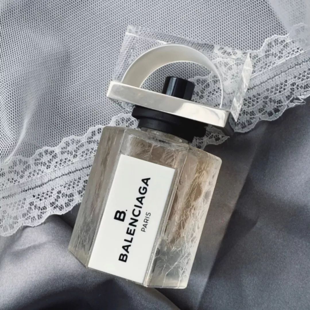 推荐一款宝藏香水女生,有哪些气质型的淡香水推荐女士