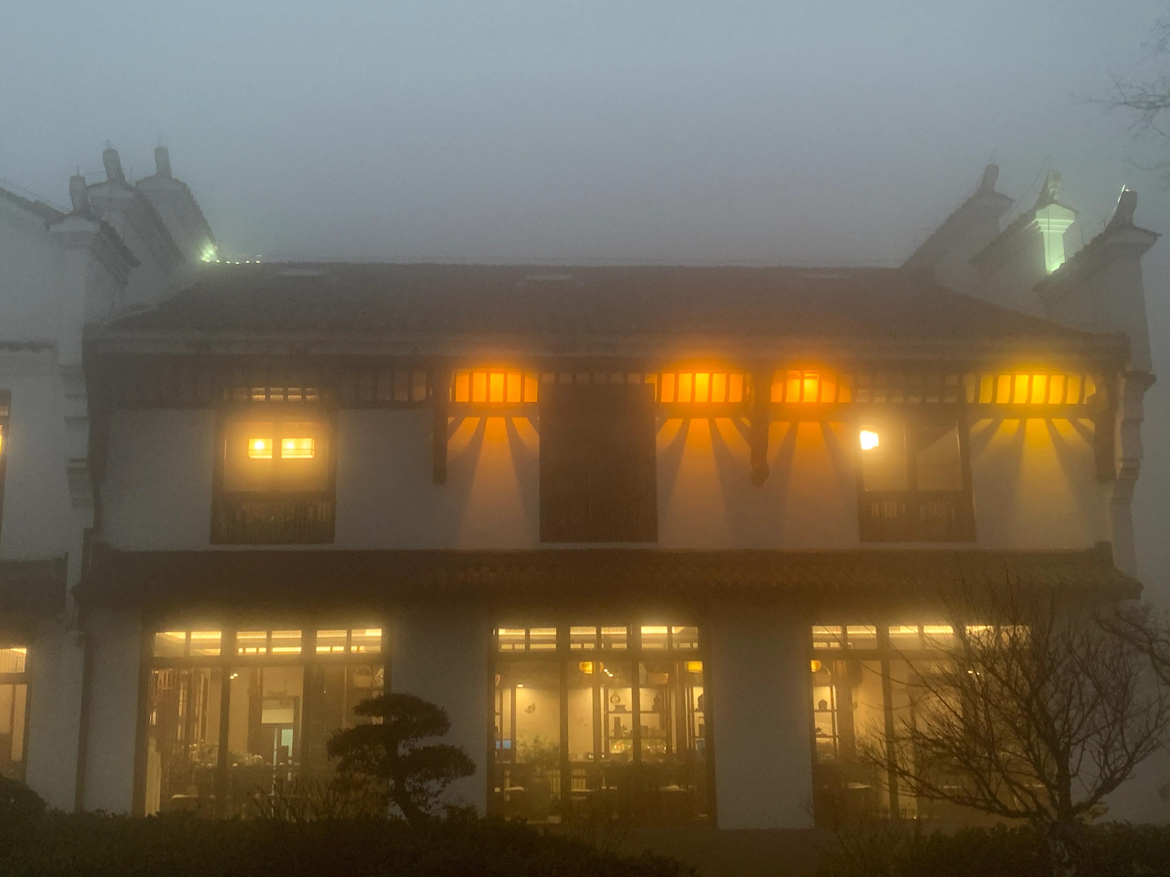 九华山哪条路上山不要门票,九华山那条街叫啥