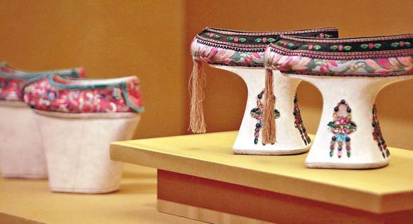 三分钟了解什么是真正的“三寸金莲”