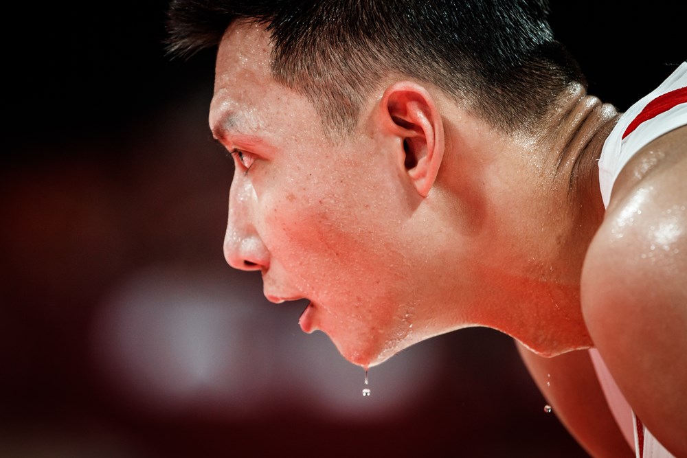 到底谁谣传男篮400万买外卡，FIBA规则出来了，花钱是不存在的事