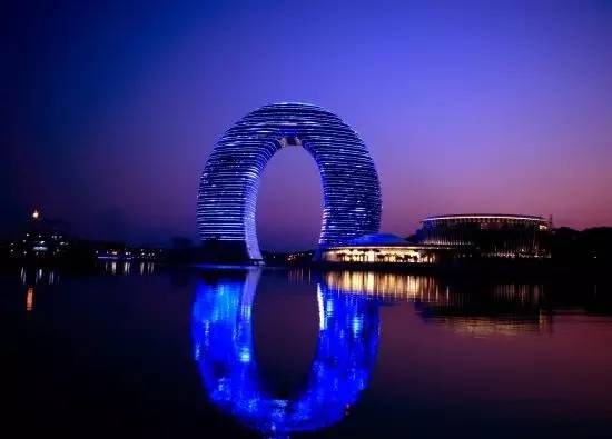 许家印吐槽恒大完整版,许家印亲自设计的恒大足球场