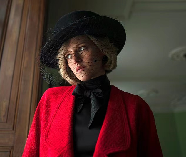 暮光女扮演戴安娜王妃,暮光女神搭配