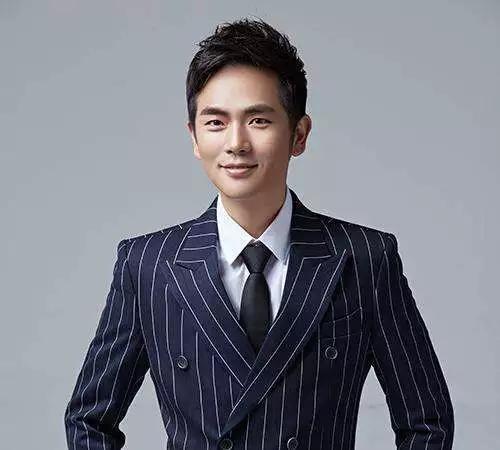 水晶之恋演员女主角哪儿去了,水晶之恋的主要演员的名字