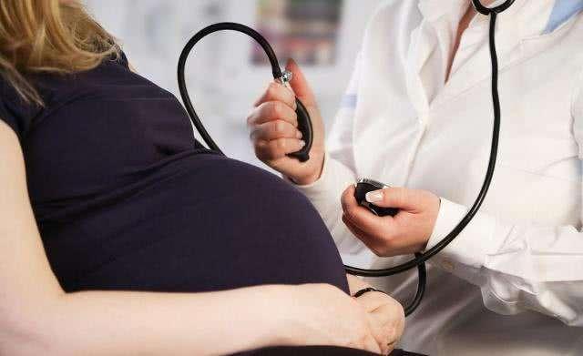 孕妇吃方便面会影响宝宝发育么,孕早期吃泡面会影响孩子智商吗