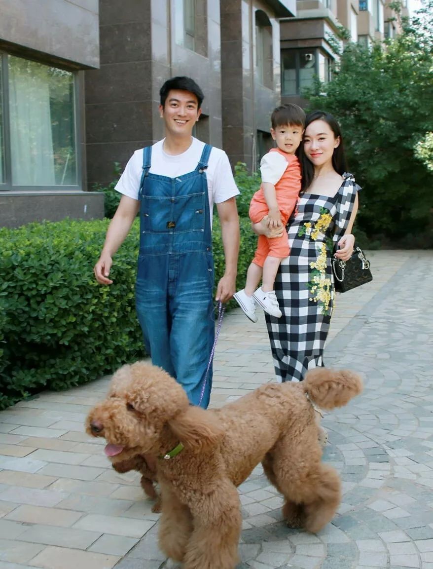 陈建州和嗯哼视频,嗯哼陈建州